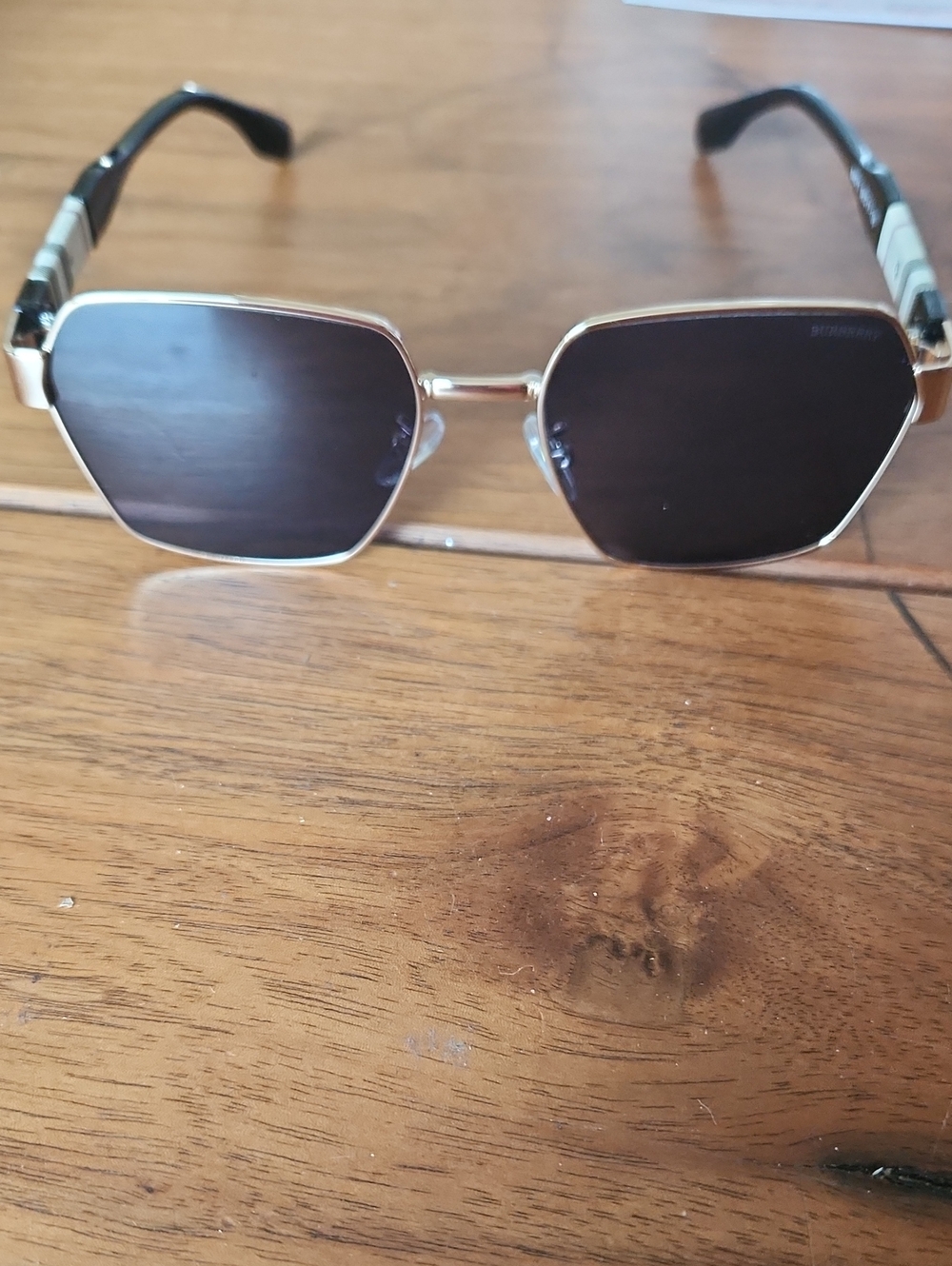 Fashion Magazine Gold Frame Black Lenses Women's Sunglasses Hexagon Shape
